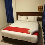 Fully Hotel Desa Tebrau