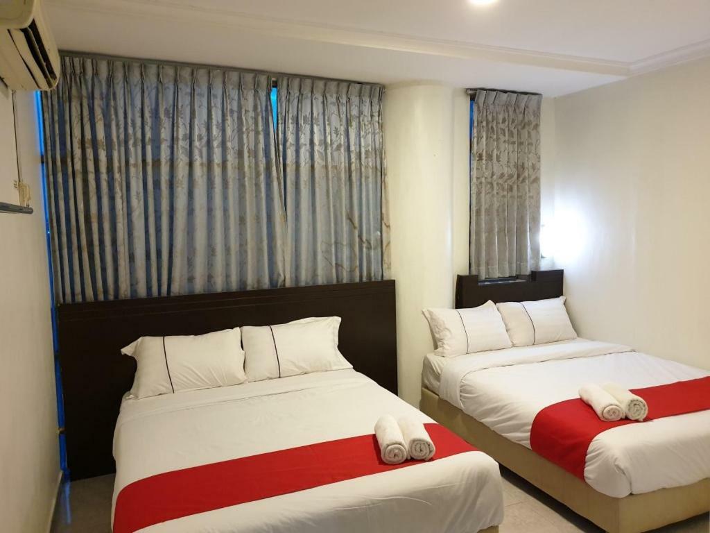 Fully Desa Tebrau Hotel 2*