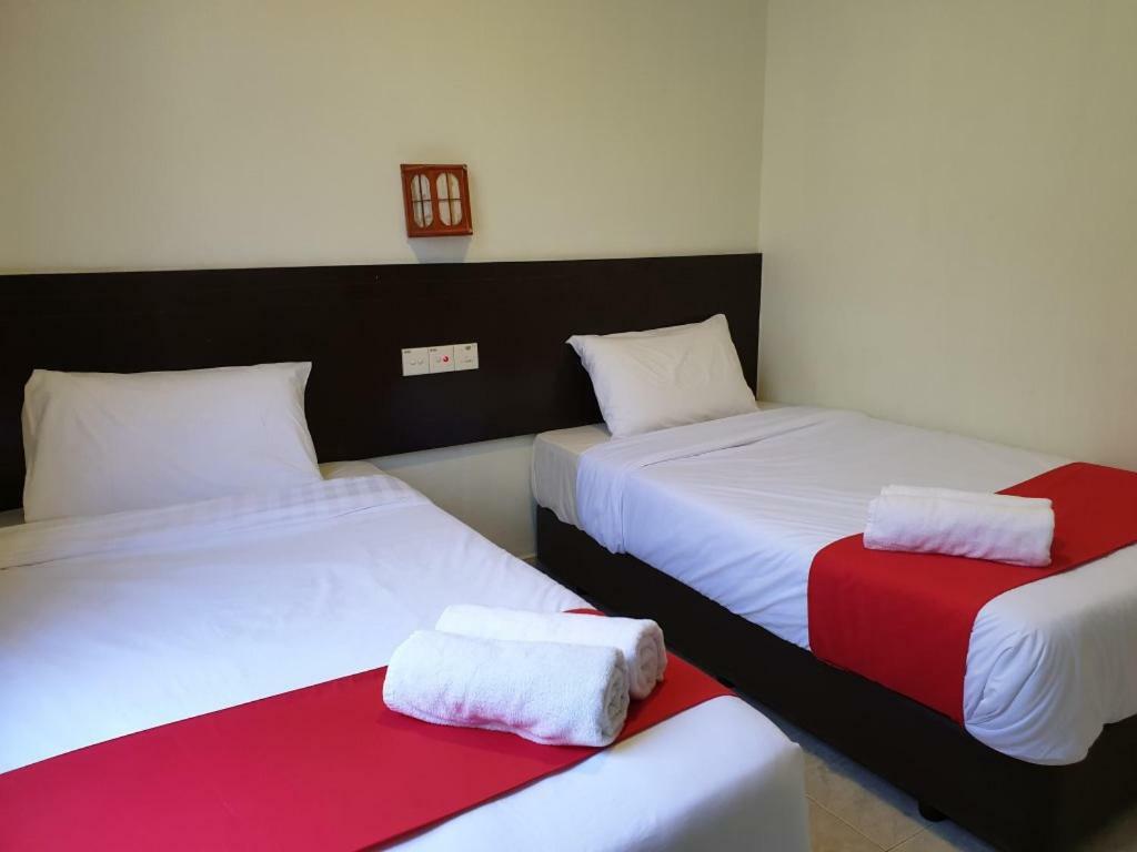 Fully Desa Tebrau Hotel 2*
