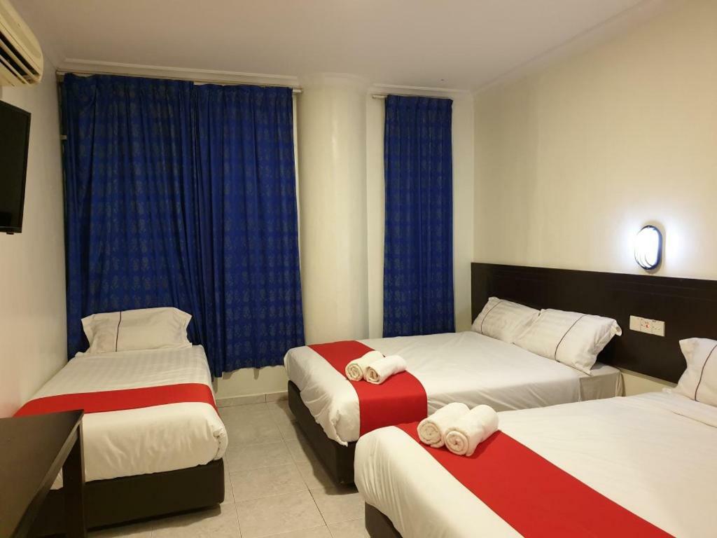 Hotel Fully Desa Tebrau 2*